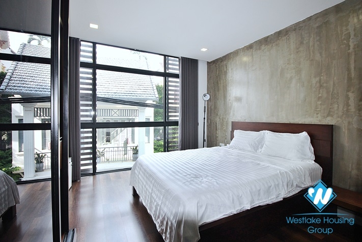 A bright bedroom for rent in Dang Thai Mai st, Tay Ho district 